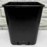 Горшок для рассады твердый квадрат 11л