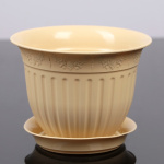 Горшок для цветов Виноград с подд. 1,0л Д16см 0137 кремовый