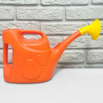 Лейка пластмассовая с рассеивателем УРОЖАЙНАЯ 6л