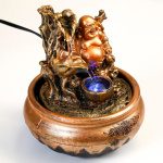 Фонтан настольный Хотей у водопада с подсветкой 22,5*16*16см