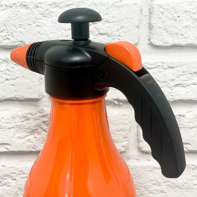 Опрыскиватель пневматический ЖУК НЕО КЛАССИК 1,5л ОП-210 (2)