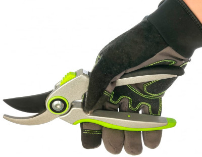 Секатор ЦИ профессиональный 0449