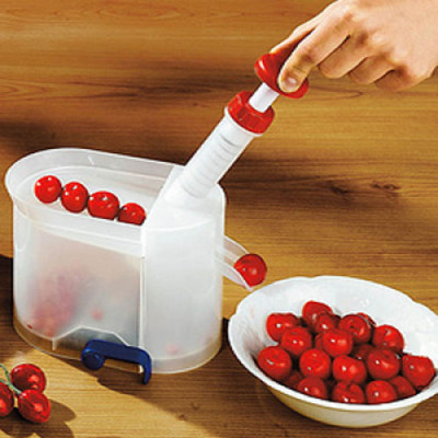 Косточка удалитель косточковыдавливатель с контейнером 1,5л МВ 25985