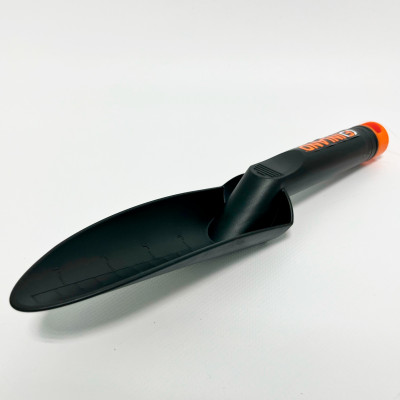 Совок посадочный пластик Skill 2315 FINLAND