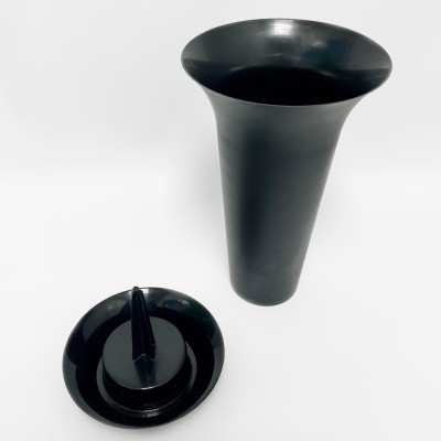 Ваза под срезку с колышком М5143 (2)