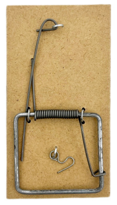 Мышеловка деревянная