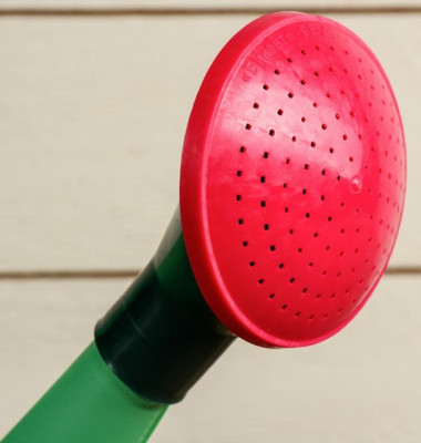 Лейка садовая пласт. 1,5л с рассеивателем УЗП