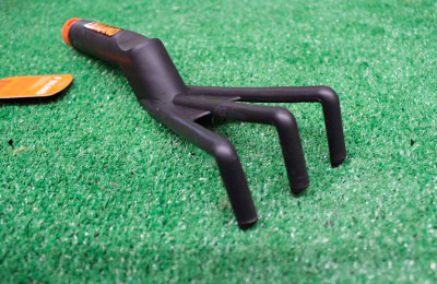 Рыхлитель садовый пластик Skill 2214 FINLAND